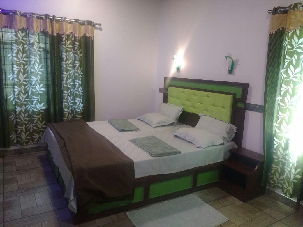 Hotel Sri Lakshmi Gardens Thekkady Exterior foto