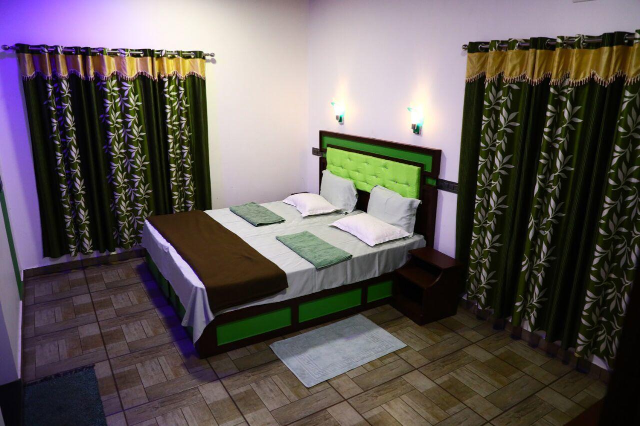 Hotel Sri Lakshmi Gardens Thekkady Exterior foto